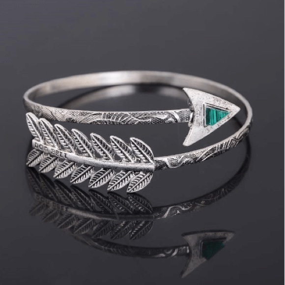 UshopTwo Jewelry - Arm Cuff Bracelet Bohemian Silver Tone